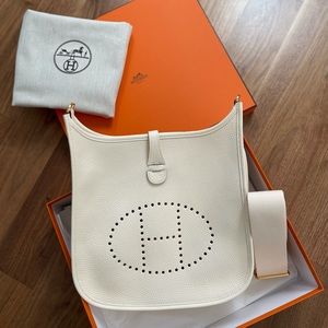 HERMES EVELYNE III 29 BAG